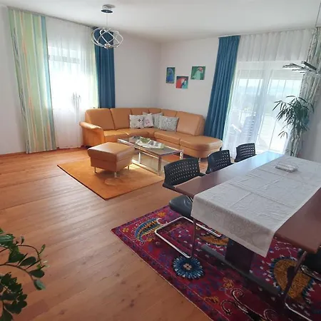 Schlossblick 2 Oder 5