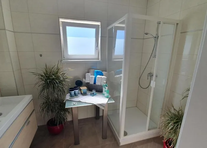 Schlossblick 2 Oder 5