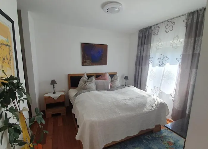 Schlossblick 2 Oder 5 Apartment *