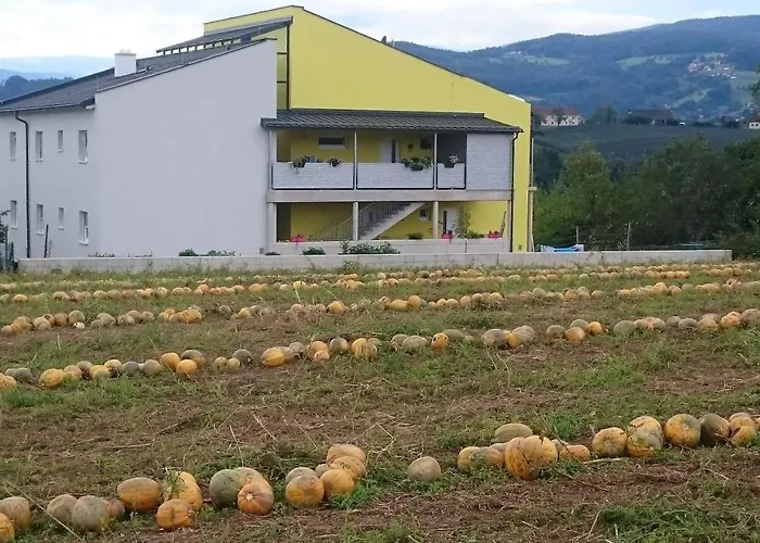 Apartment Schlossblick 2 Oder 5 Stainz