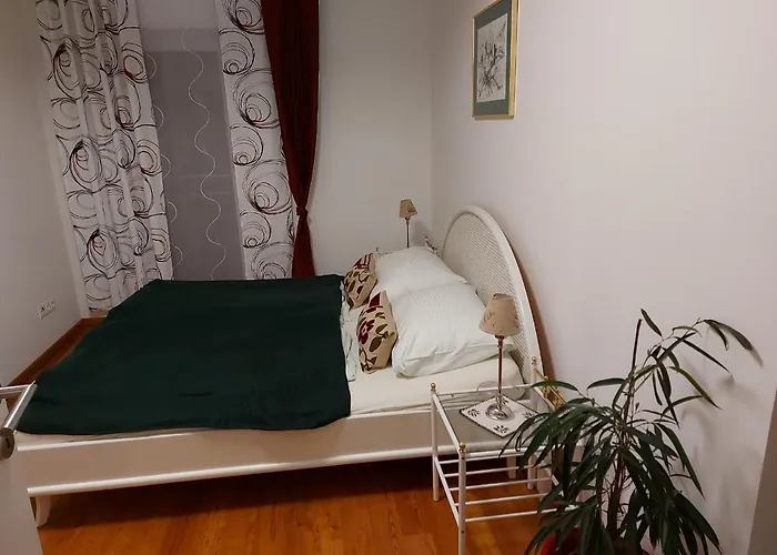 Schlossblick 2 Oder 5 *